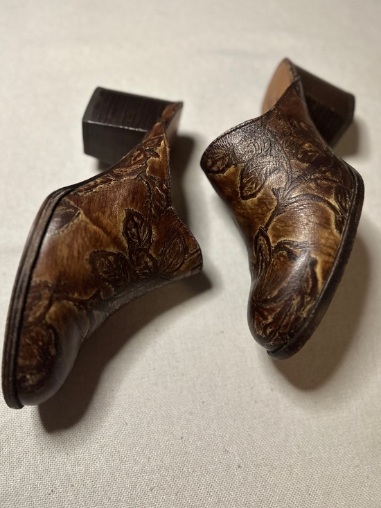 Patricia Nash Shoes - PATRICIA NASH Ruffina Leather Tooled Mules Chocolate Gold Floral Clogs | 7.5